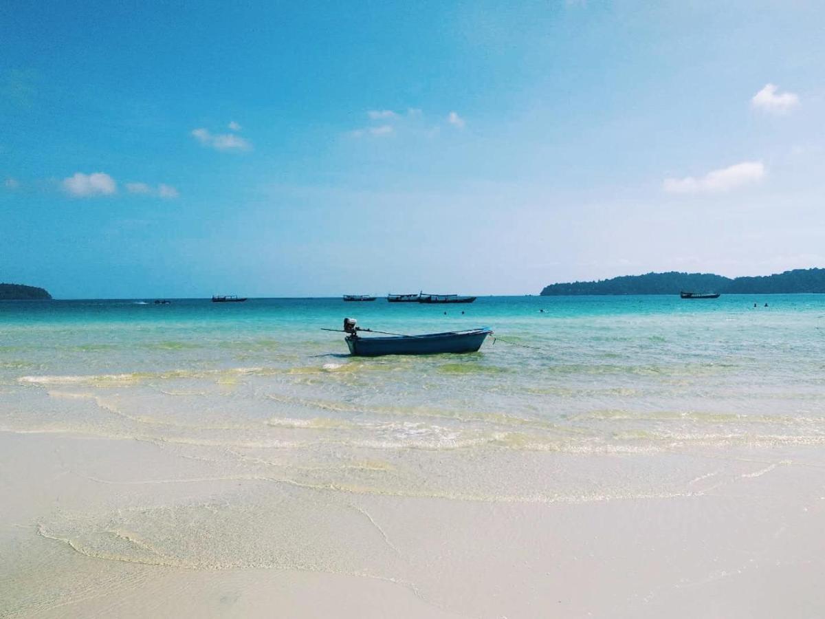 Auberge de jeunesse Lucky Sun Saracen Bay à Koh Rong Sanloem Extérieur photo